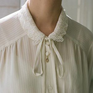 J. Hannah Initial Signet Pendant "K" with Chain Extender